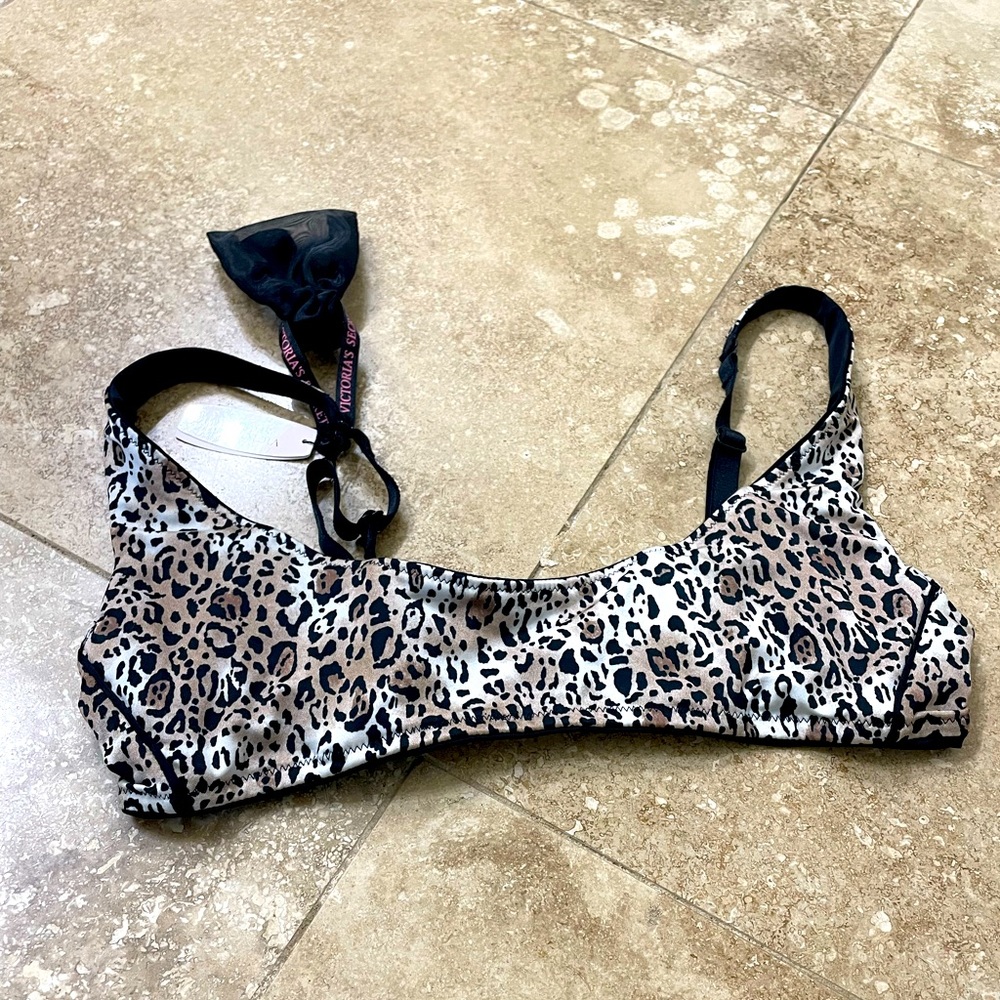 Victoria’s Secret leopard top NWT